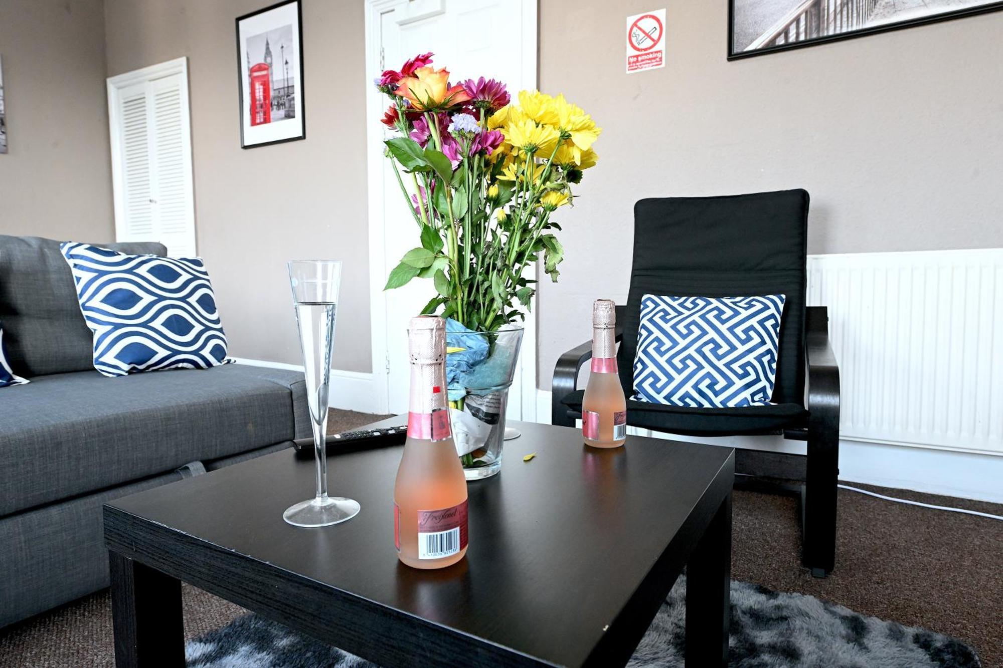 Stunning 3 Bedroom Serviced Flat In North Londra Dış mekan fotoğraf